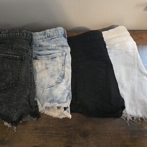 Woman's Jean Shorts Lot Of 4 Size 4/5 Express, Refuge, CP Jeans...